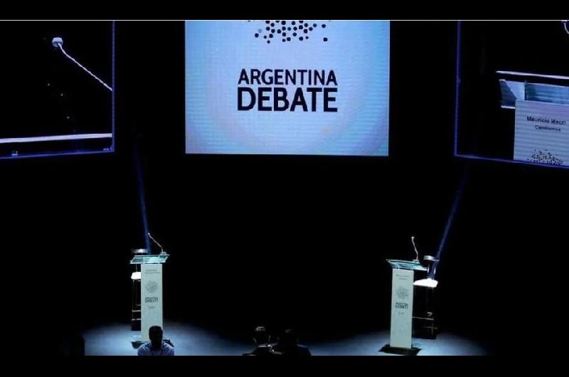 Tras las PASO Santiago seraacute sede del primer debate presidencial entre Milei - Bullrich y Massa