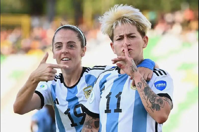 Una mala para el fuacutetbol argentino- la Seleccioacuten femenina descendioacute en el ranking mundial