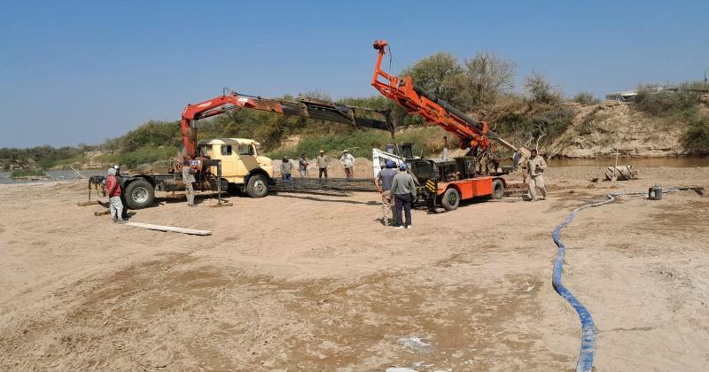 Avanza con la construccioacuten del puente metaacutelico de Chinuna