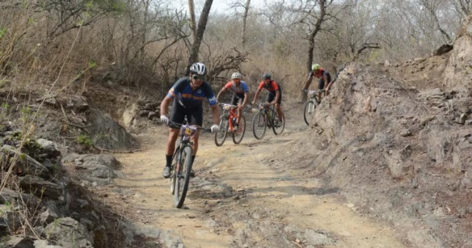 El Rally MTB Ciudad de Friacuteas presenta el premio 125 Antildeos Diario EL LIBERAL