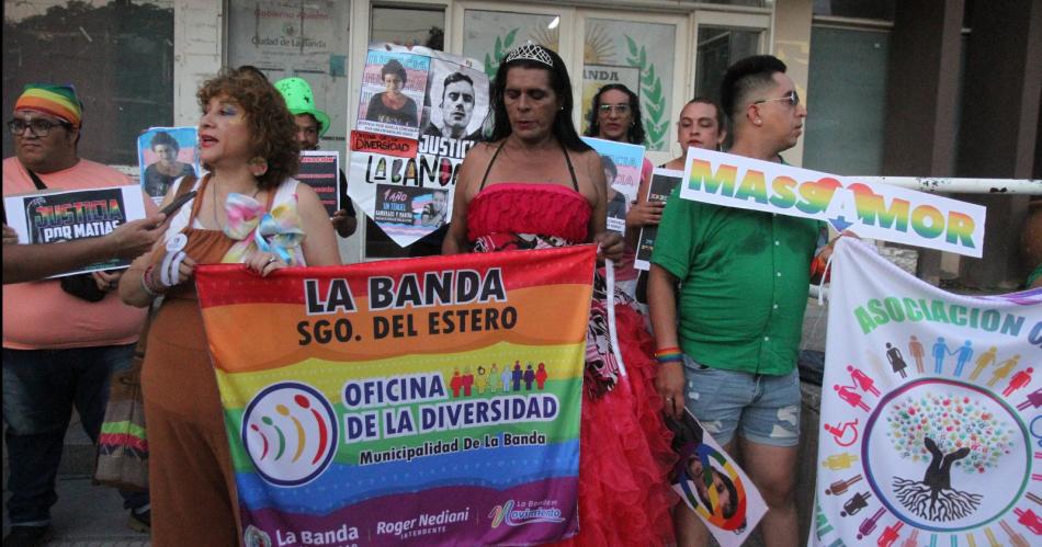 La Banda se unioacute activamente a la 16ordf Marcha del Orgullo