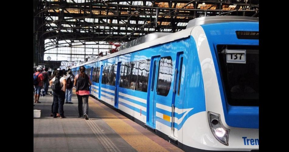 El Gobierno avanzaraacute en la privatizacioacuten de los trenes