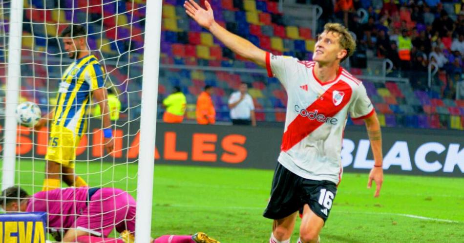 VIDEO  Reviviacute los goles que le dieron un nuevo tiacutetulo a River en Santiago