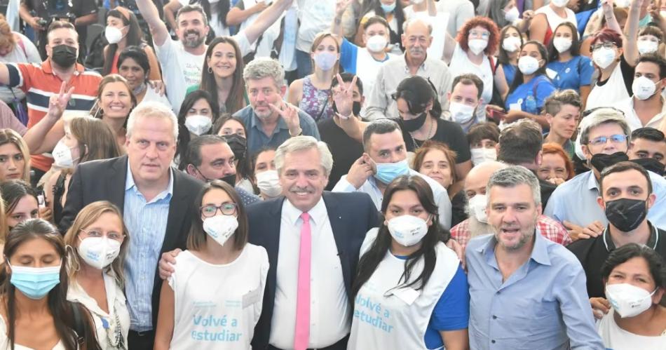 El Gobierno anunció un plus de 6000 para los beneficiarios del Potenciar Trabajo en un acto en Tecnópolis (Foto- Presidencia)