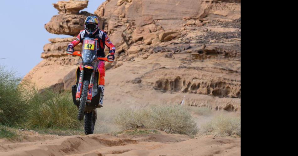 Kevin Benavides fue el mejor entre las motos y demostró que es uno de los grandes favoritos en este Dakar