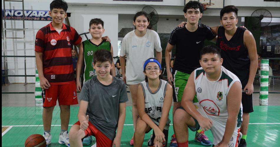 VACACIONES A PURO BAacuteSQUET EN EL CLUB BELGRANO