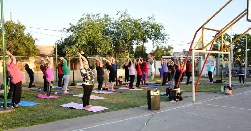 Friacuteas impulsa una actividad deportiva y recreativa controlada