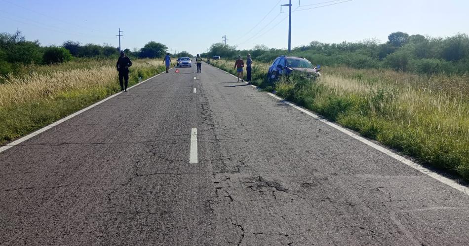 Susto y choque en Ruta 89- camioneta embistioacute e hizo derrapar a un motociclista