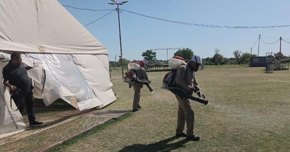 La Capital realizo fumigaciones en el parque Aguirre y en barrios de la ciudad 