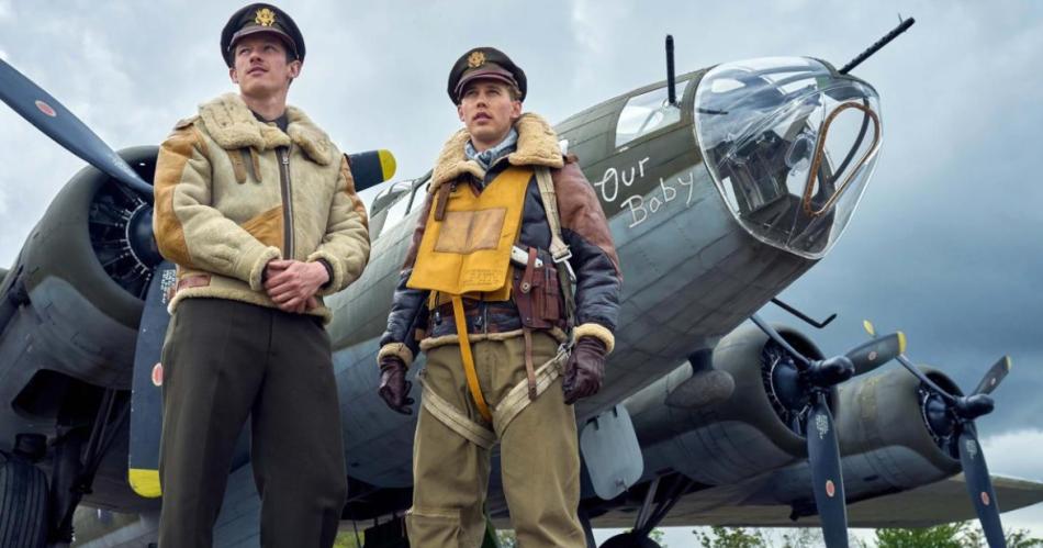 Ya estaacute la tercera serie de Spielberg y Hanks sobre la Segunda Guerra Mundial