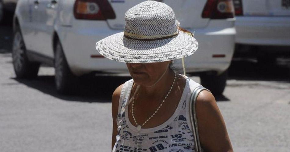 Santiago y la mitad de las provincias con temperaturas superiores a los 35 grados