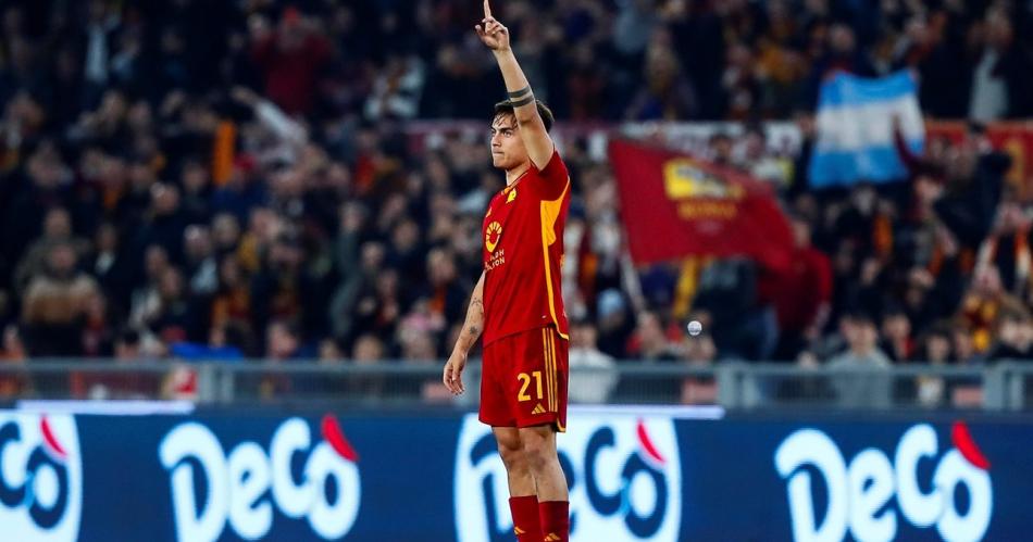 Un doblete de la Joya Dybala en la goleada de la Roma