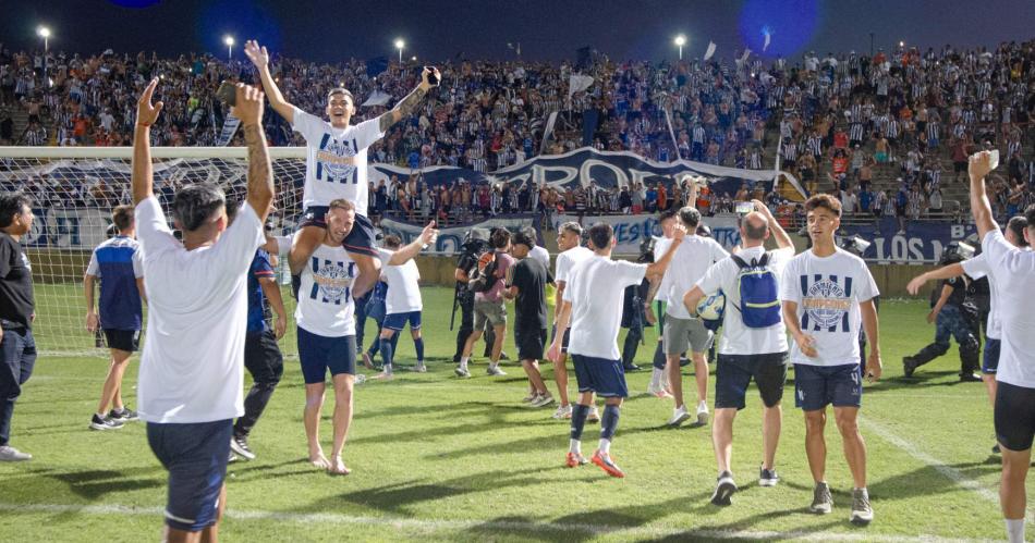 Sarmiento vive su hora maacutes gloriosa- logroacute el ascenso al Torneo Federal A