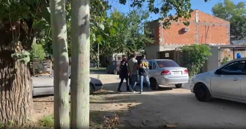 Operativo Diente de oro- la Policiacutea Federal detuvo a un peligroso narco en la Villa 31