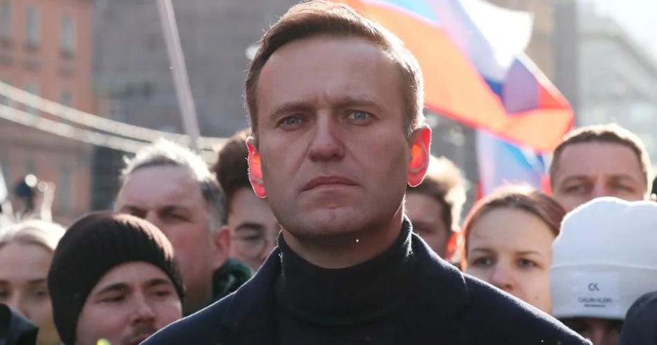 Quieacuten fue Alexey Navalny el principal opositor de Putiacuten que murioacute en la caacutercel