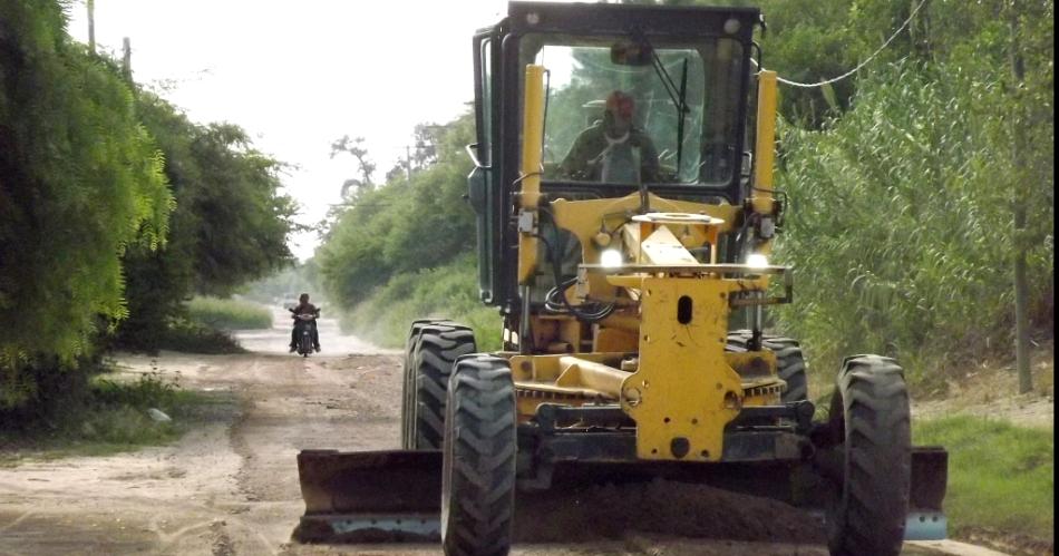 En Fernaacutendez se avanza con el plan de mejora de caminos en los parajes