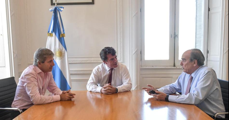 Casa Rosada convocaraacute a una reunioacuten de gobernadores este viernes 8