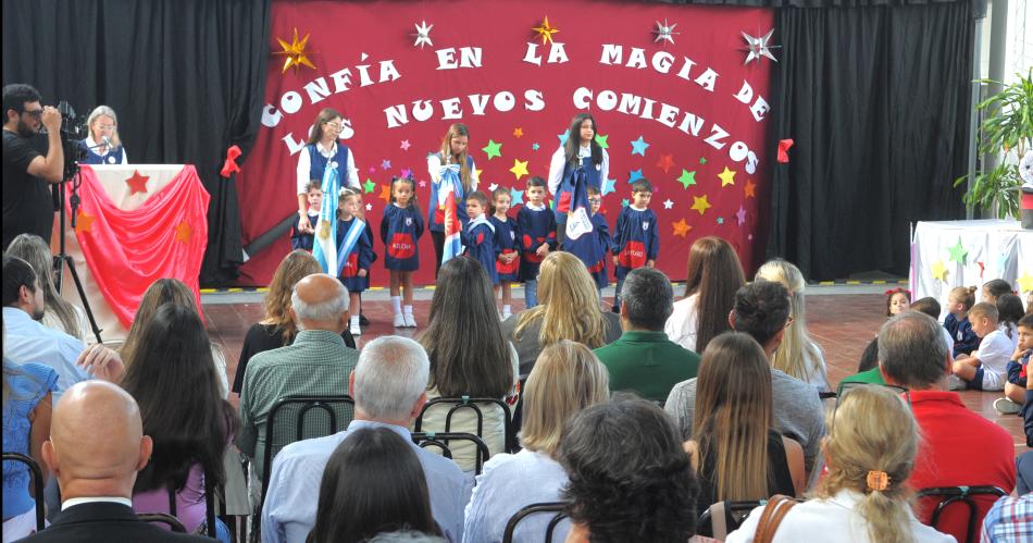 Inauguraron el ciclo lectivo 2024 los niveles Inicial y Primario del Colegio Big Ben Scholl