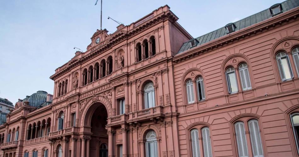 El Gobierno nacional recibe hoy a los gobernadores y plantearaacute ley oacutemnibus y Ganancias