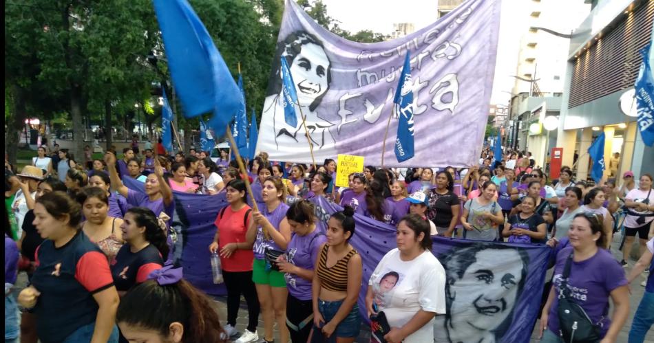 Santiago del Estero marcha en conmemoracioacuten del Diacutea de la Mujer