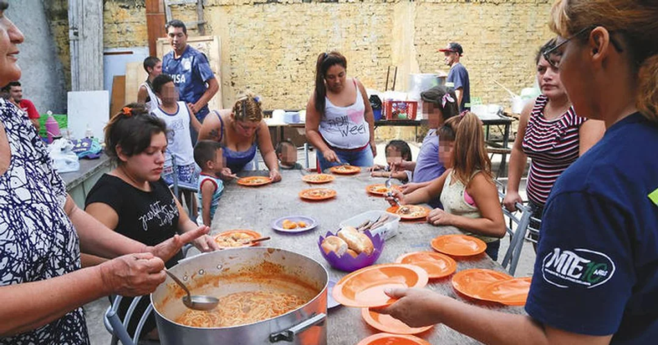 Maacutes de la mitad de los comedores que relevoacute el Gobierno no existen