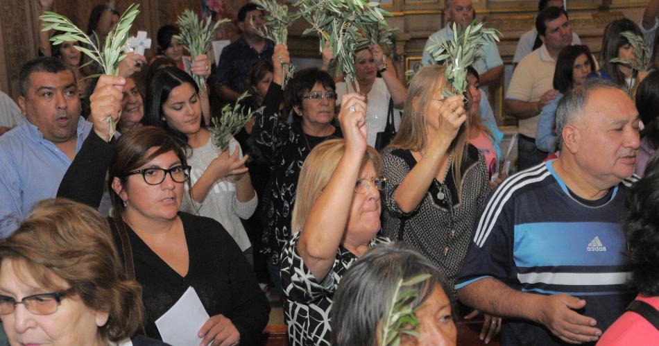 En la preparacioacuten para la Pascua tenemos que buscar humildad y espiacuteritu de servicio