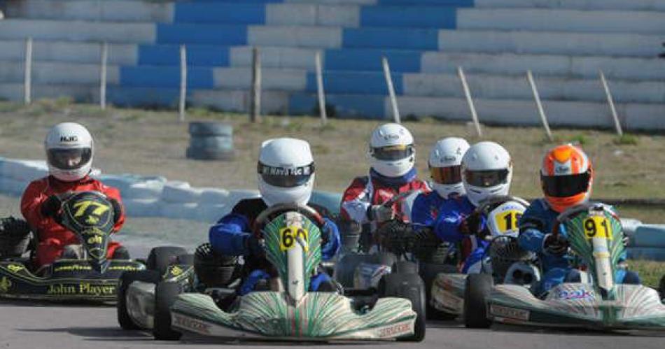 El karting santiaguentildeo tiene calendario definido