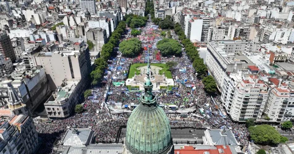 La CGT prepara el segundo paro general contra Milei que podriacutea ser este mes