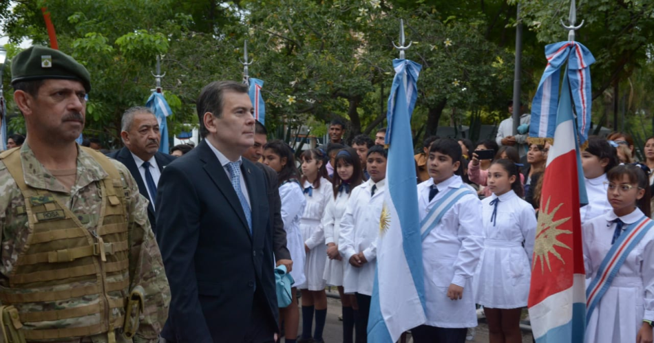 El gobernador encabezoacute el acto del 42deg aniversario de la guerra de Malvinas