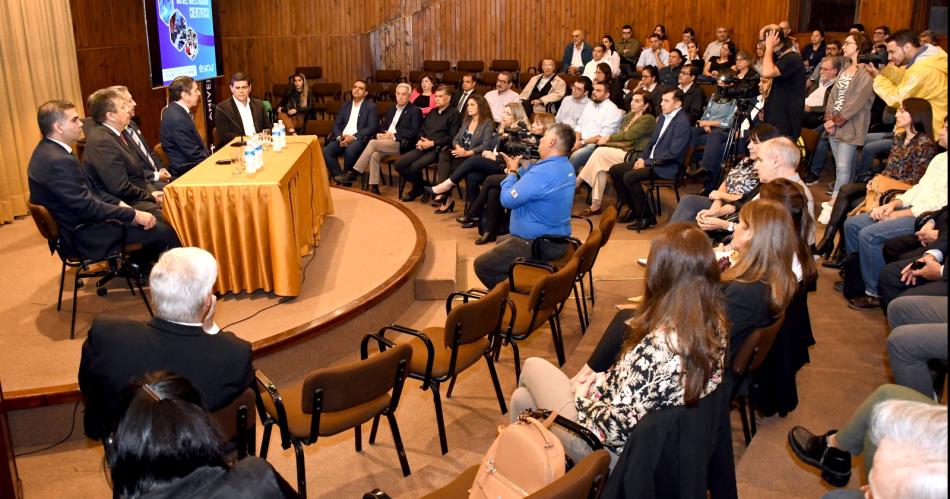 Presentan plan estrateacutegico de ciencia innovacioacuten y tecnologiacutea 2030