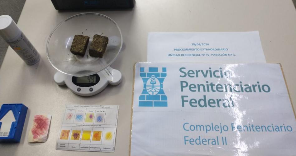 Incautan facas drogas y celulares en caacuterceles- usaban de escondite hasta los inodoros