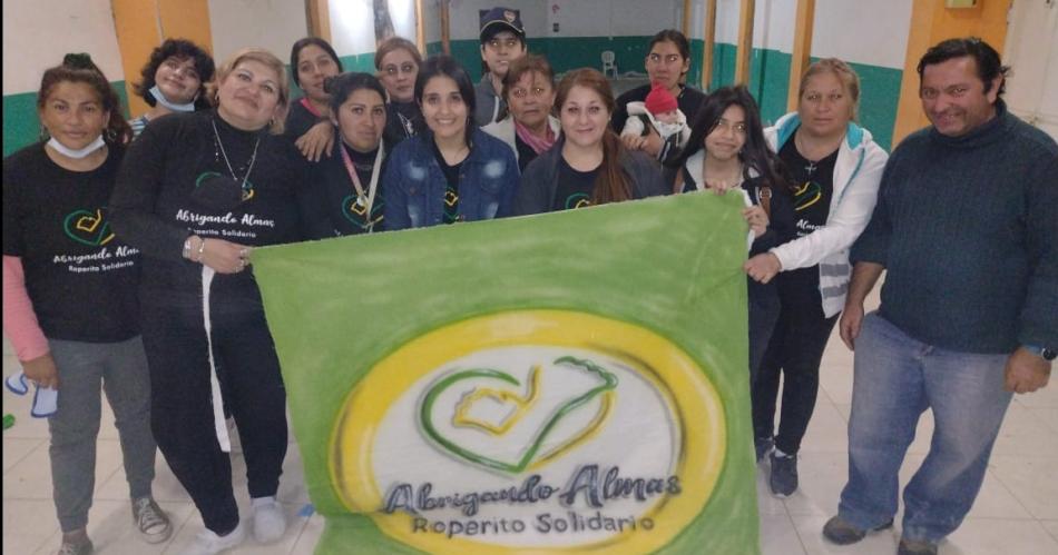 Abrigando Almas el Roperito Solidario de los bandentildeos que asiste a sectores vulnerables