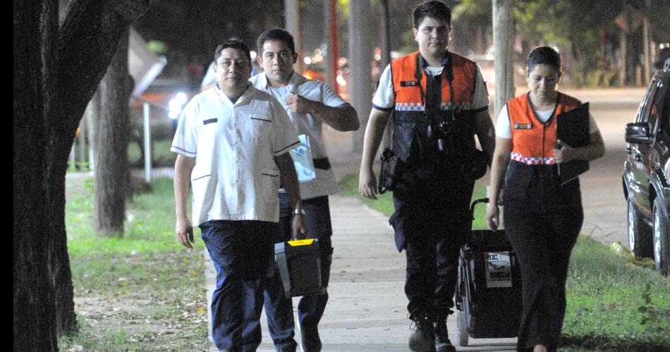 Hallan sangre cocaiacutena y mucha plata en los vehiacuteculos de Cevilaacuten