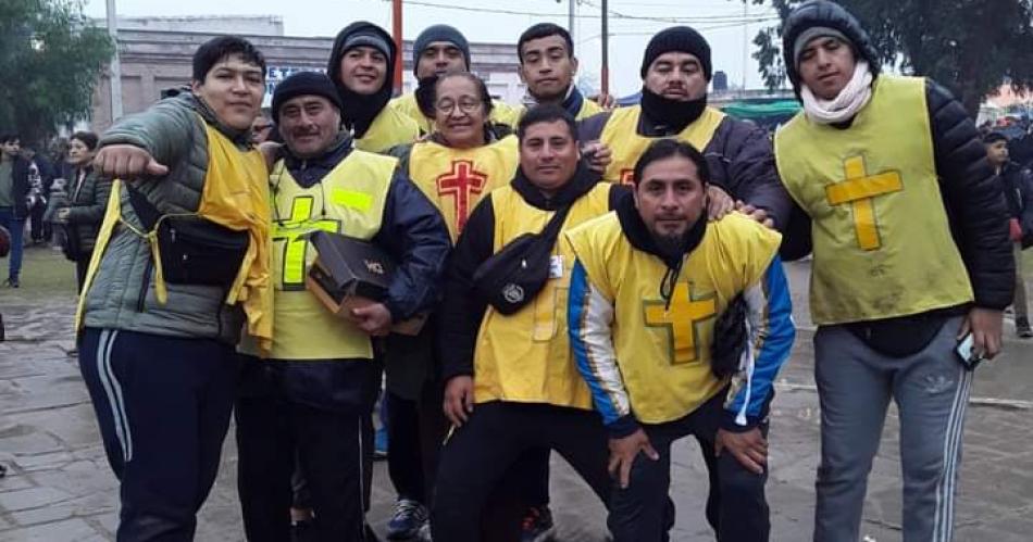 Ayudar con el corazoacuten- servidores se alistan para ser guiacuteas en la Fiesta del Sentildeor de Mailiacuten