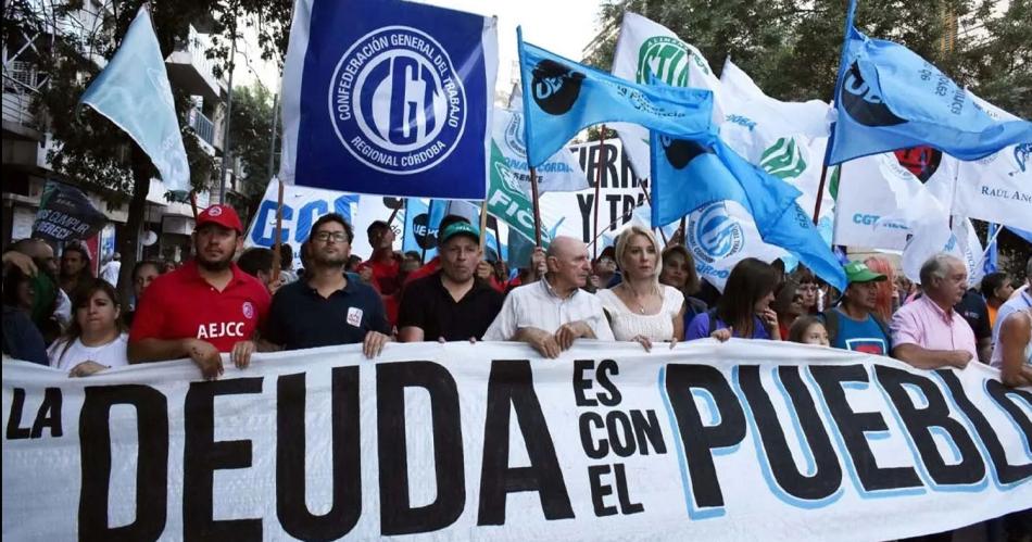 En la marcha por el Diacutea del Trabajador la CGT ratificoacute el paro general