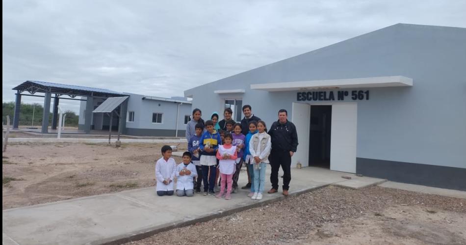 Destacan el avance de las obras de reparacioacuten de la Escuela 561 de El Mistol