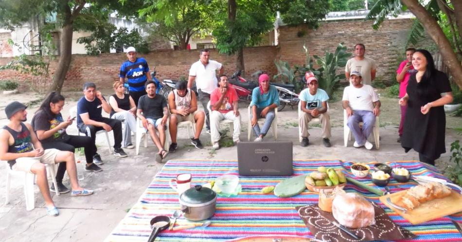 Realizaron un exitoso taller sobre cultivo de tuna