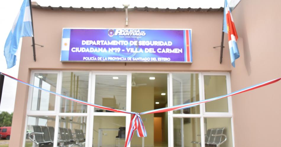 Inauguraron un moderno edificio policial en el Bordm Villa del Carmen- brindaraacute ayuda en la zona oeste