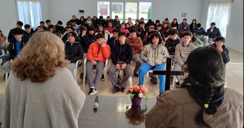 Generan conciencia sobre donacioacuten de sangre y meacutedula oacutesea