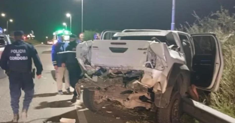 La camioneta del jefe comunal de Rayo Cortado Héctor Rodolfo Gonzlez tras el accidente Foto- @therealbuni