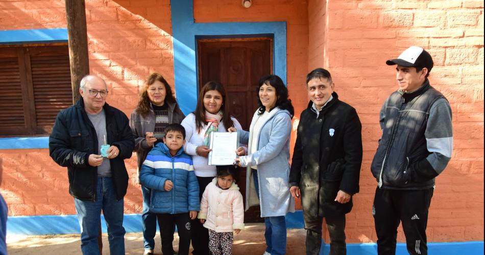 Habilitaron una vivienda social y diversas obras de calles en Antildeatuya