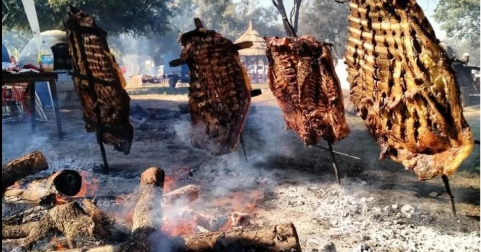 Sumampa se alista para el IX Concurso de Asado con Cuero y Locro Criollo