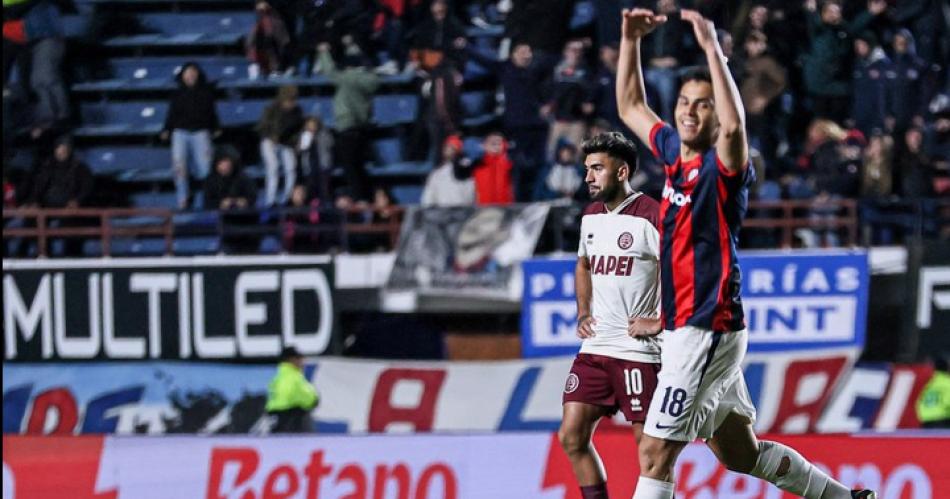 San Lorenzo se despertoacute y pudo empatar ante Lanuacutes