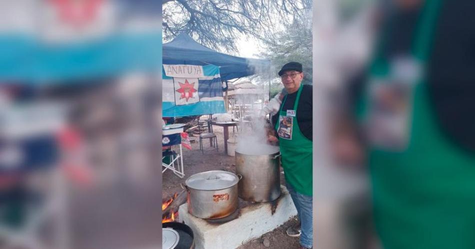 FOTOS  Asiacute se vivioacute el IX Concurso Nacional de asado con cuero y locro