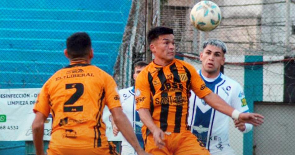 Mitre lo tuvo al final pero no acertoacute y empatoacute 0 a 0 ante Almagro