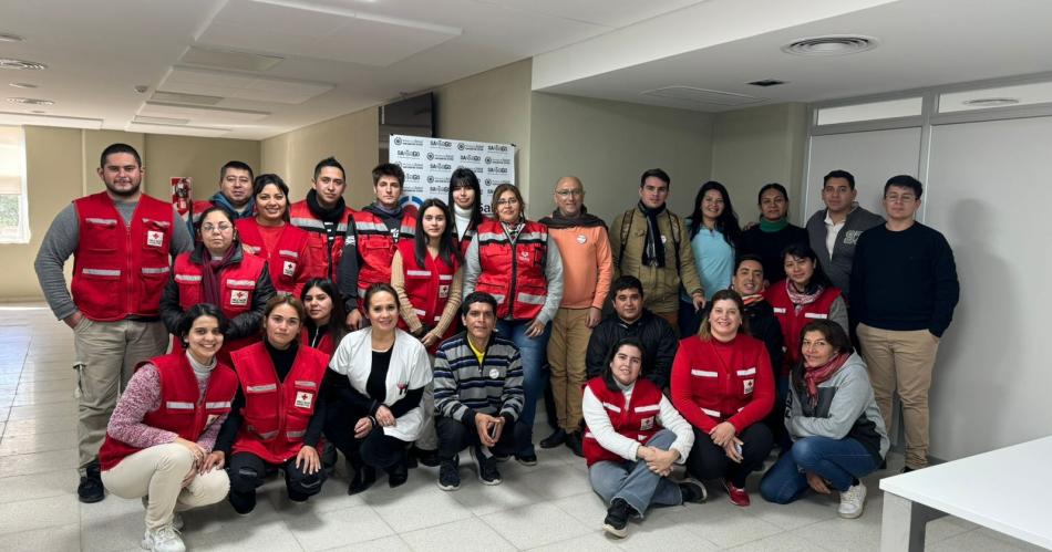 Voluntarios de la Cruz Roja se forman en prevencioacuten del VIH