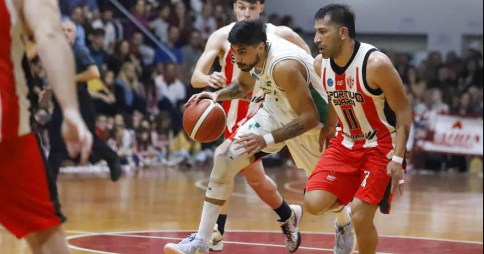 Atenas ganoacute y forzoacute a un quinto juego decisivo