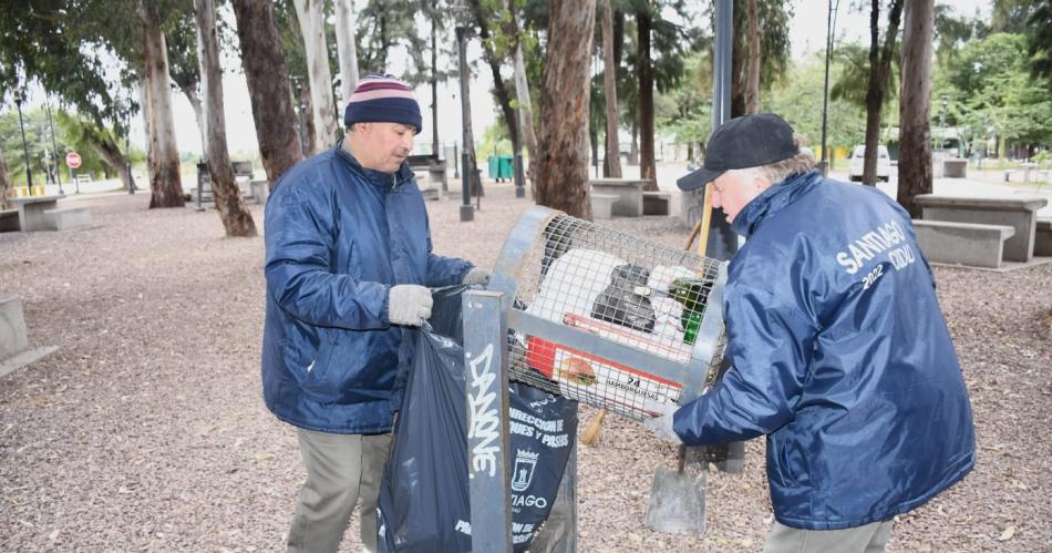 La comuna trabajoacute en la limpieza y preservacioacuten del Parque Aguirre