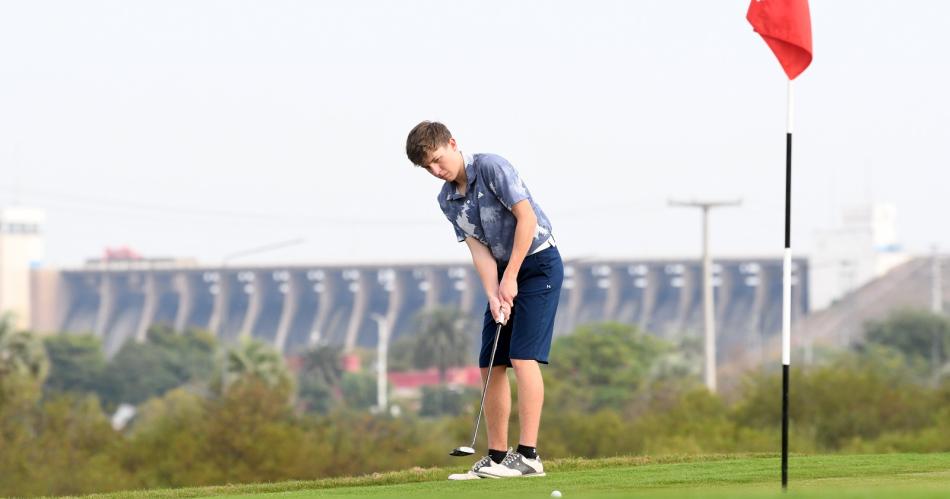 Se jugoacute la segunda jornada del XII abierto de golf de Termas de Rio Hondo