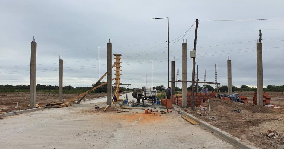 Avanzan las obras de infraestructura en el Parque Industrial de Fernaacutendez